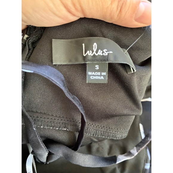 NWT Lulus Black Floral Chiffon Maxi Dress Small Surplice Side Slit Whimsgoth - Picture 5 of 8